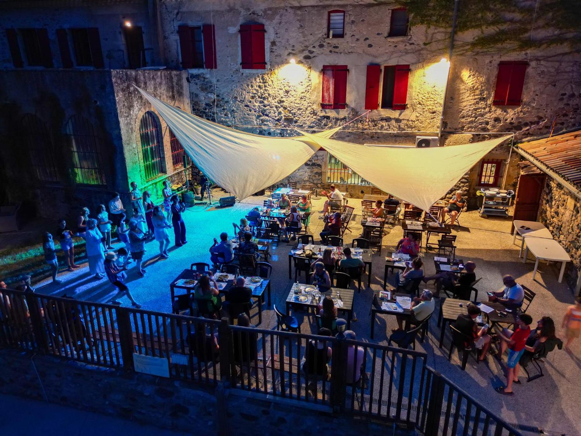 Le Moulin D'onclaire Camping et chambres d'hôtes Coux Extérieur photo